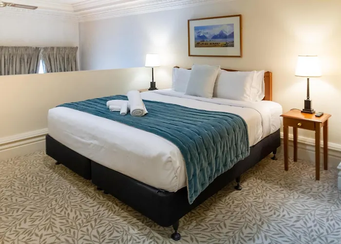 Beauty In The Cbd - 1Bed Free Parking Pool